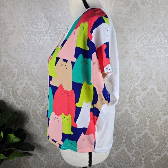 The Pink Size Med/Large Cat Graphic Front T-shirt Boxy Cut Cap Sleeve Round Neck - Picture 5 of 8